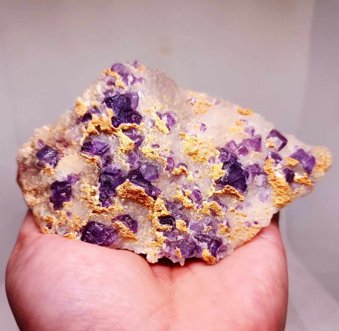 PURPLE CUBIC FLUORITE SPECIMEN 178 g - CLARITY & ENERGY
