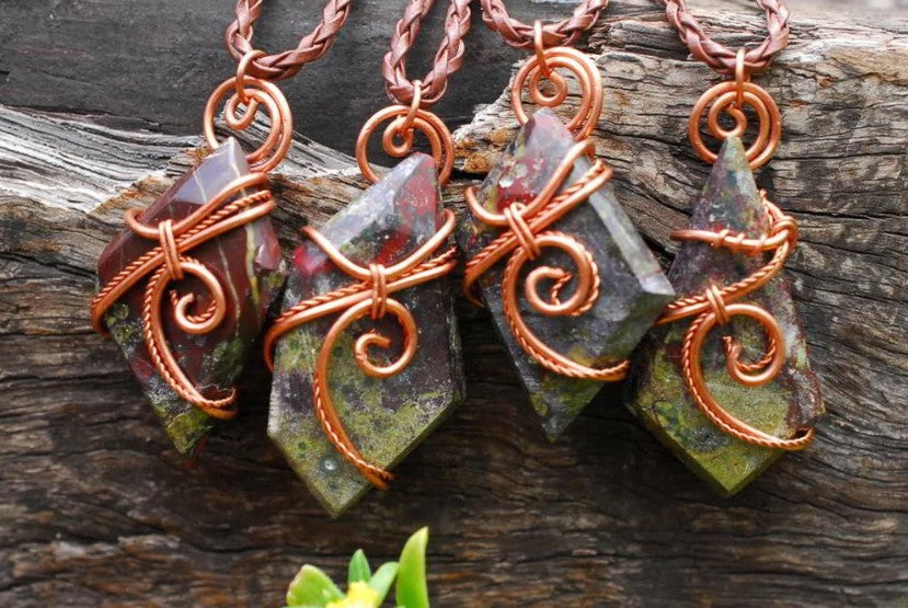 DRAGON BLOODSTONE JASPER IN COPPER WIRE WRAPPED NECKLACE