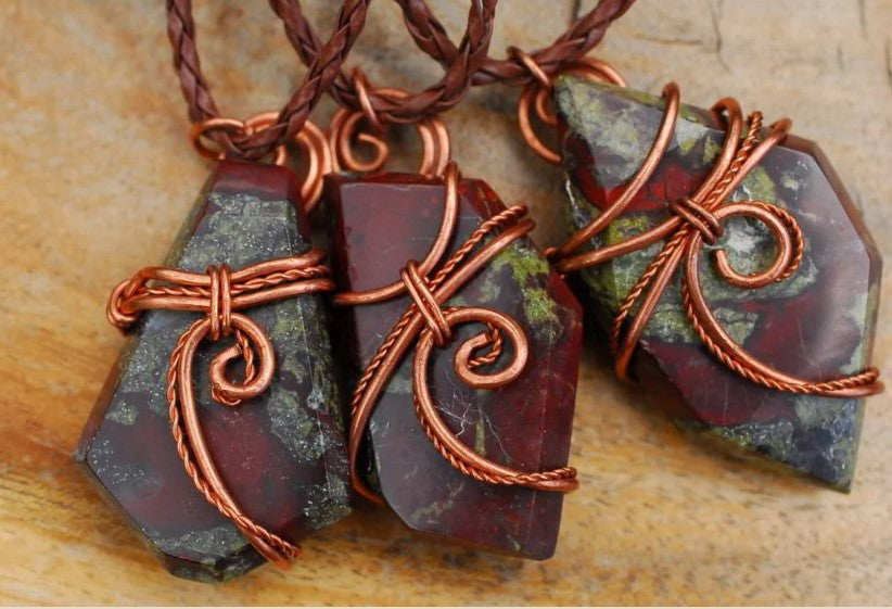 DRAGON BLOODSTONE JASPER IN COPPER WIRE WRAPPED NECKLACE