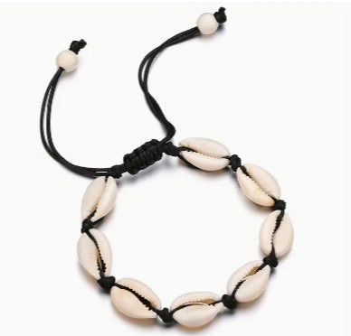 COWRIE BLACK BRACELET