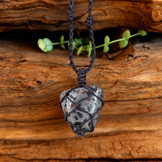 DALMATION JASPER MACRAME NECKLACE