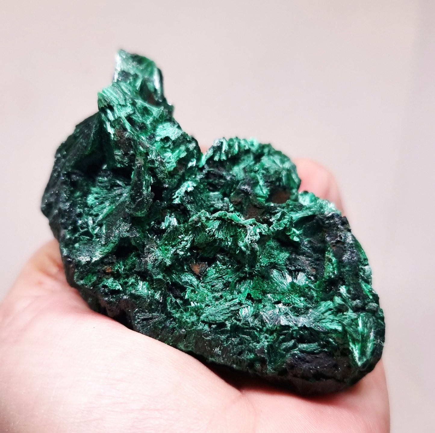 SILKY MALACHITE SPECIMEN ( 193 g ) - WEALTH