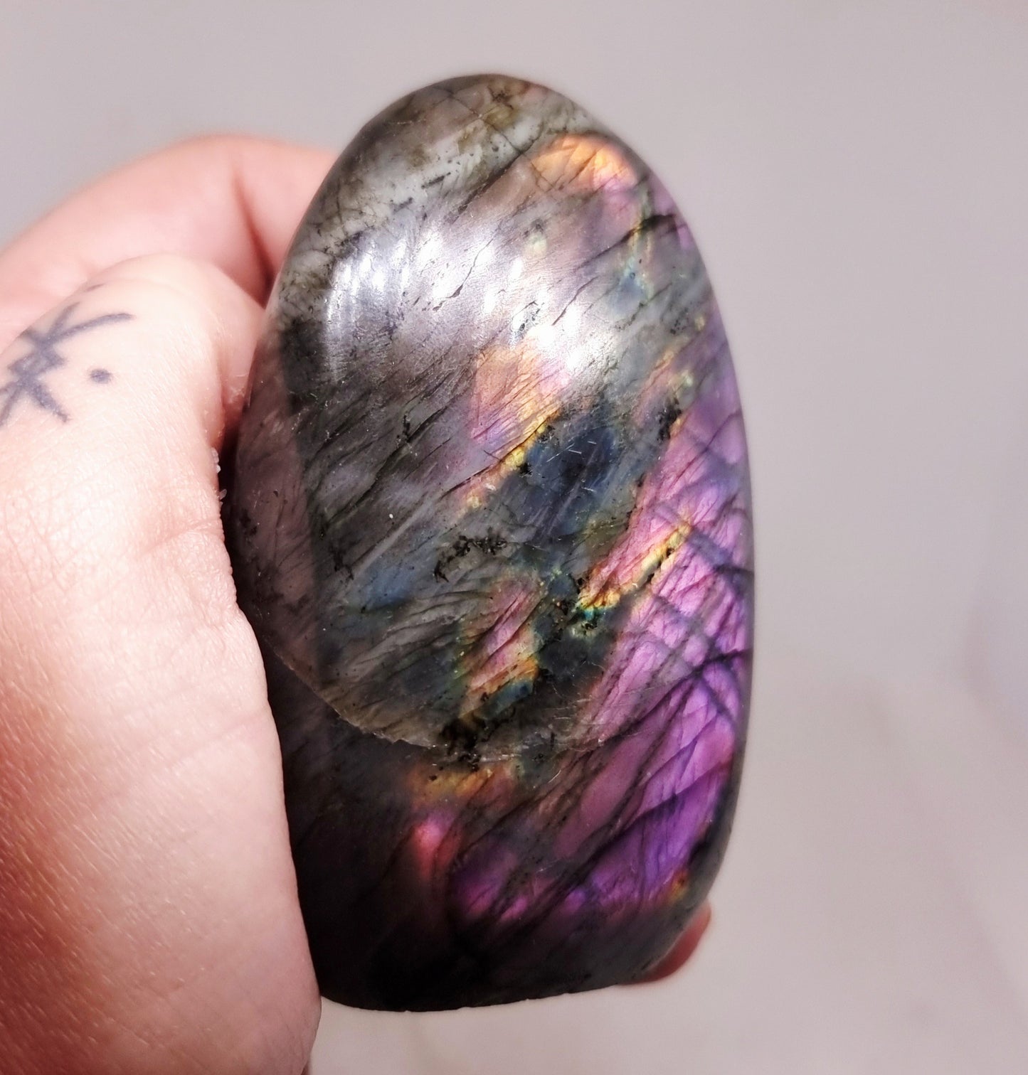 RARE PINK & ORANGE FLASH LABRADORITE FREEFORM 208 g - CLAIRVOYANCE