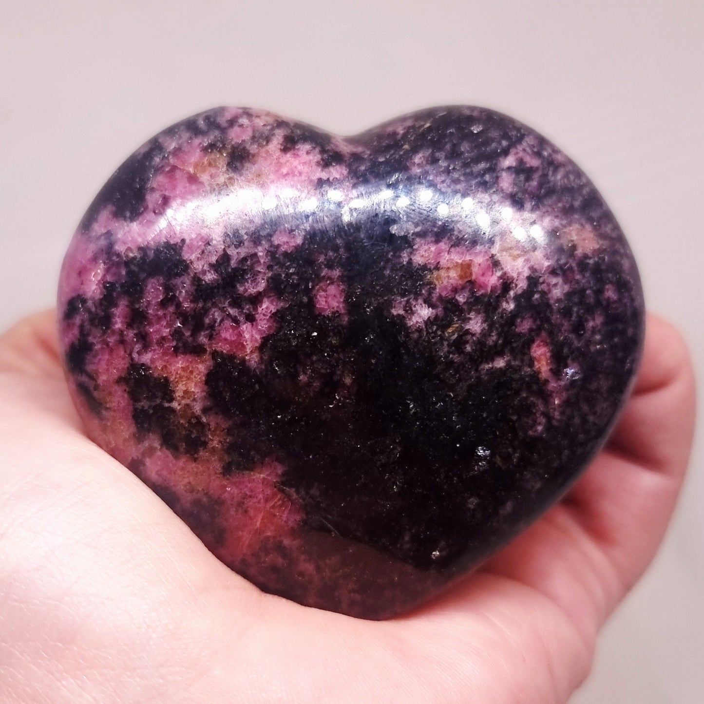 RHODONITE POLISHED HEART 263 g - LOVE & COMPASSION