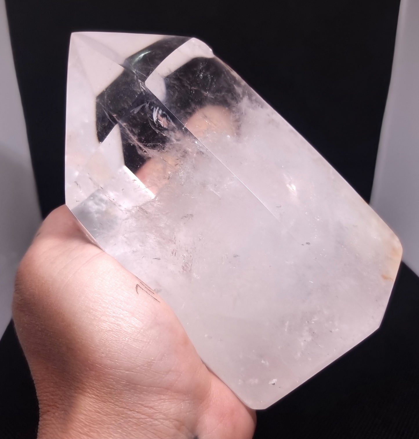 CLEAR QUARTZ TOWER 1.018 kg - ENERGY GENERATOR