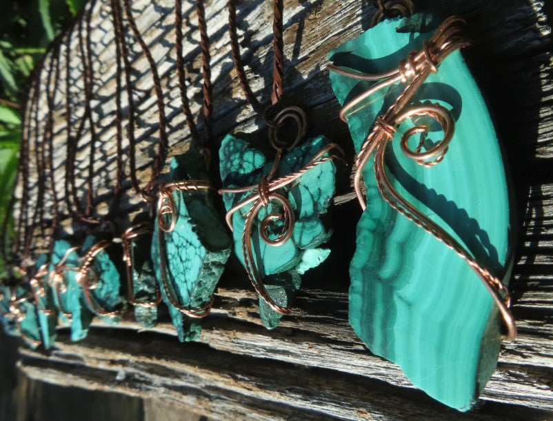 MALACHITE POLISHED COPPER WIRE WRAPPED NECKLACE