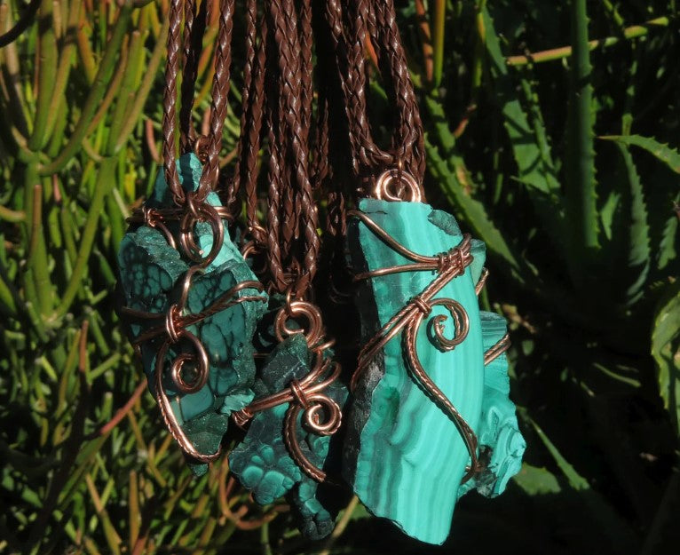 MALACHITE POLISHED COPPER WIRE WRAPPED NECKLACE