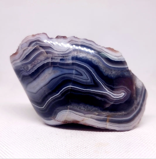 POLISHED RED SASHE RIVER AGATE FREEFORM 292 g - GROUNDING
