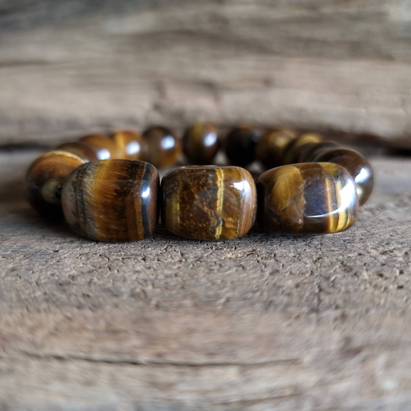 TIGER EYE ENERGY NUGGET BRACELET 12 mm - PROTECTION & COURAGE