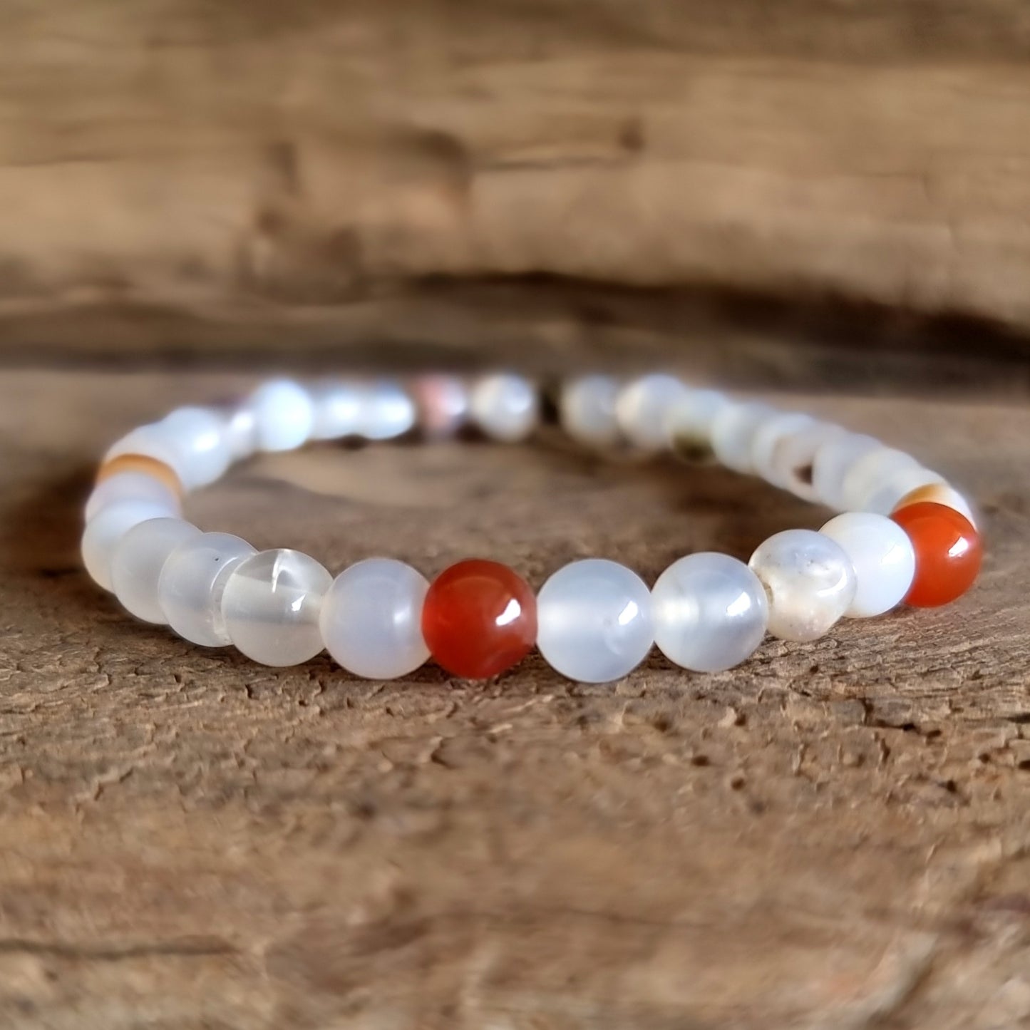 WHITE AGATE ENERGY BRACELET 6 mm - ANGEL & SPIRIT GUIDES COMMUNICATION