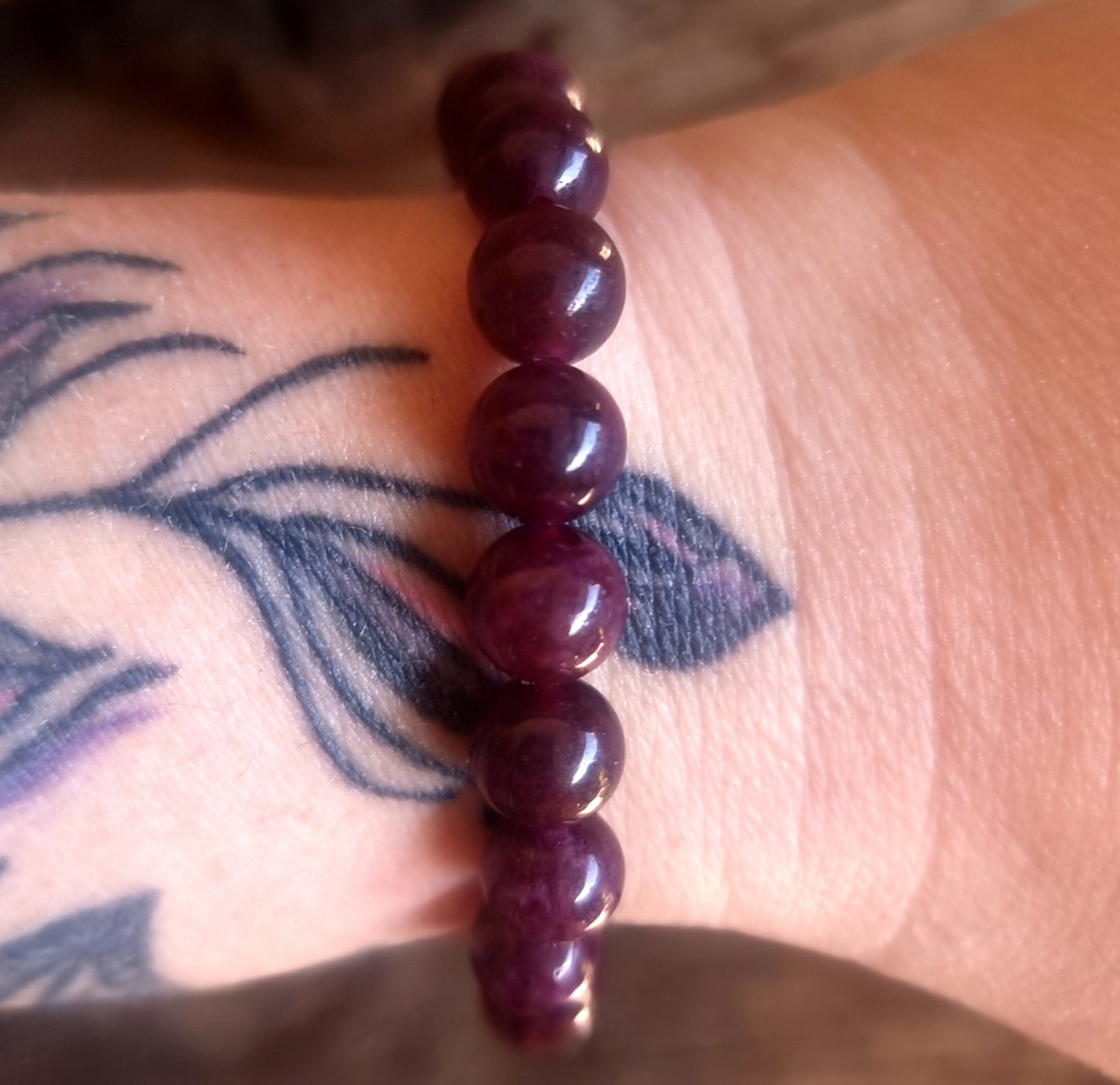 GARNET ENERGY BRACELET 8 mm - LOVE