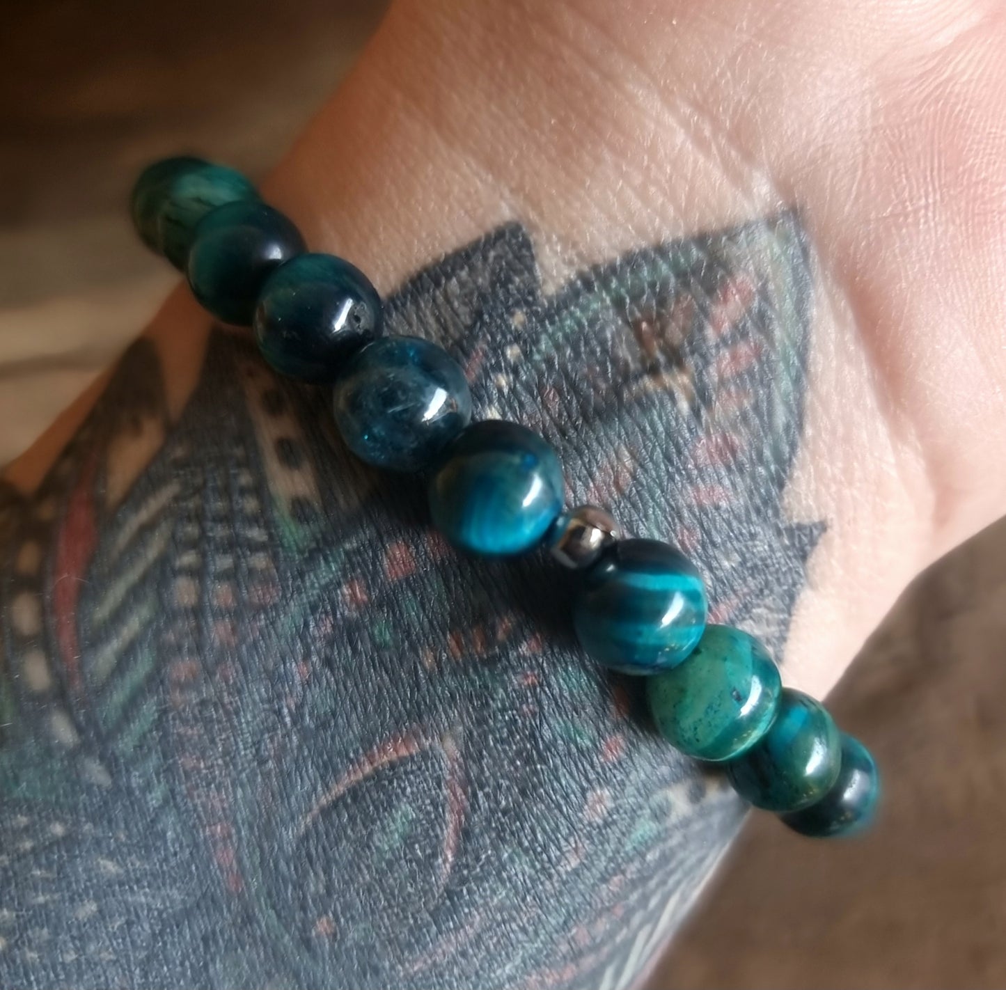 BLUE & GREEN TIGERS EYE ENERGY BRACELET 8 mm - PROSPERITY & PROTECTION