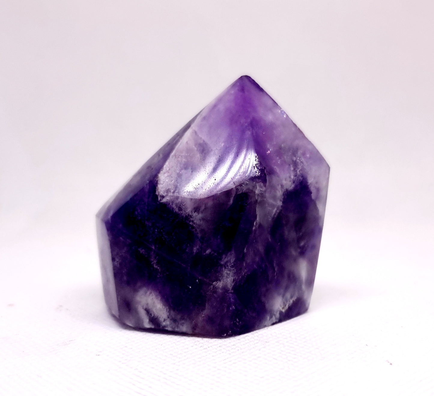 CHEVRON AMETHYST POLISHED TOWER 6 cm (193g) - INTUITION