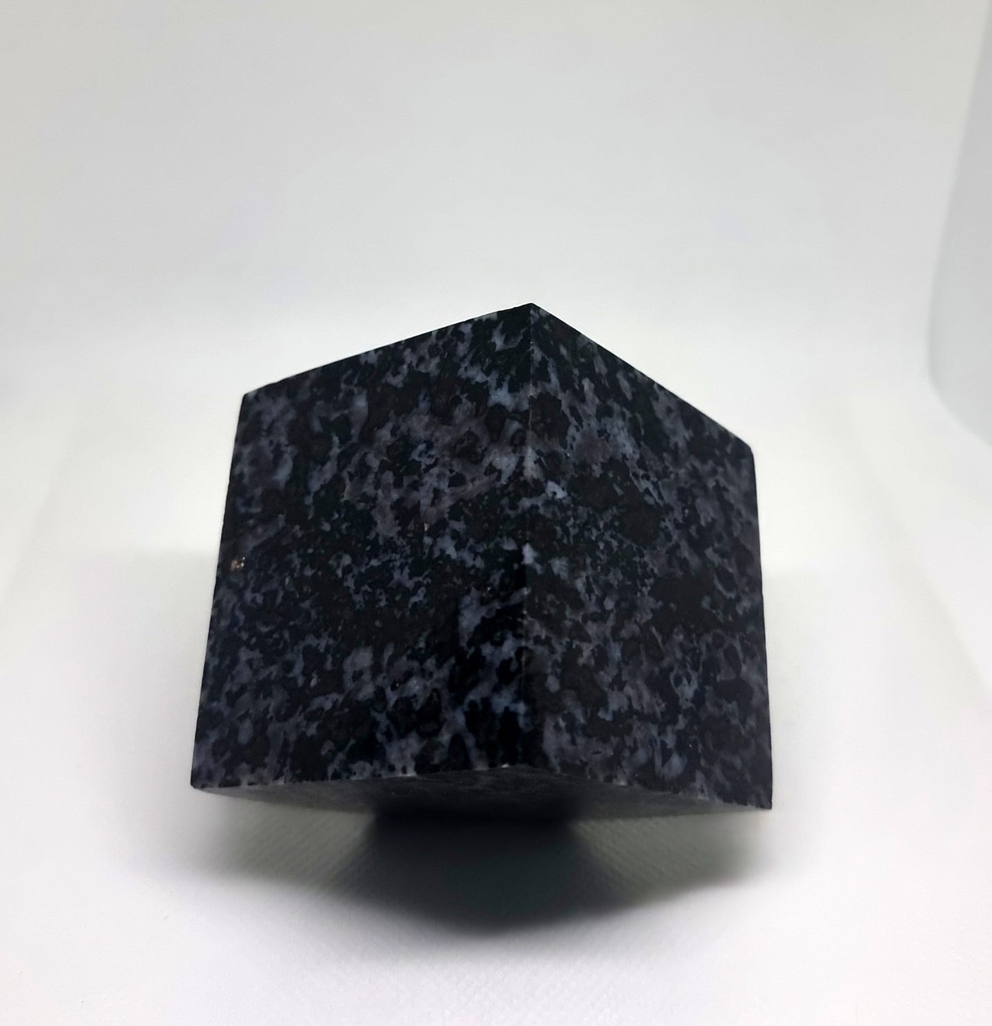 MERLINITE (GABBRO) POLISHED CUBE CUT TO STAND 614 g - INTUITION