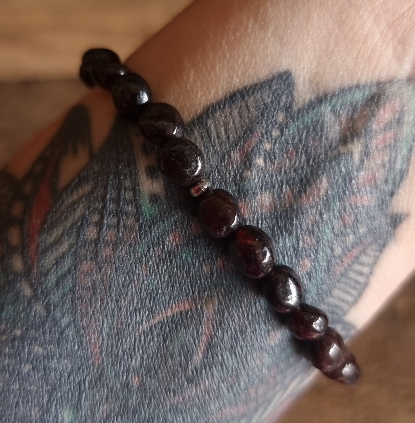 GARNET NUGGET BRACELET - LOVE & PROTECTION