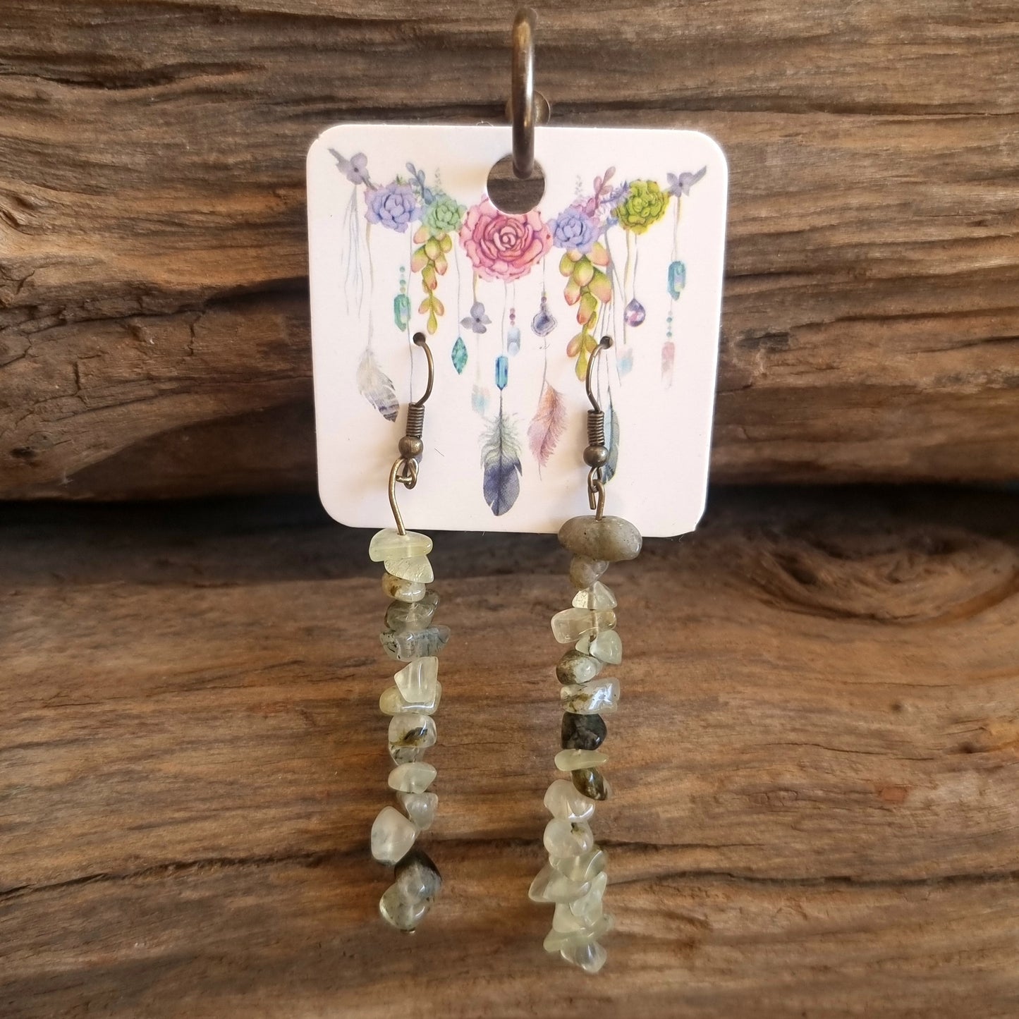 PREHNITE CHIPPED EARRINGS 7cm - PURIFYING