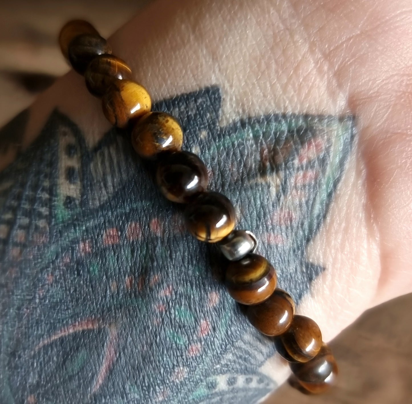 TIGER EYE & HEMATITE DUO ENERGY BRACELET 6 mm - GROUNDING, PROTECTION & PROSPERITY