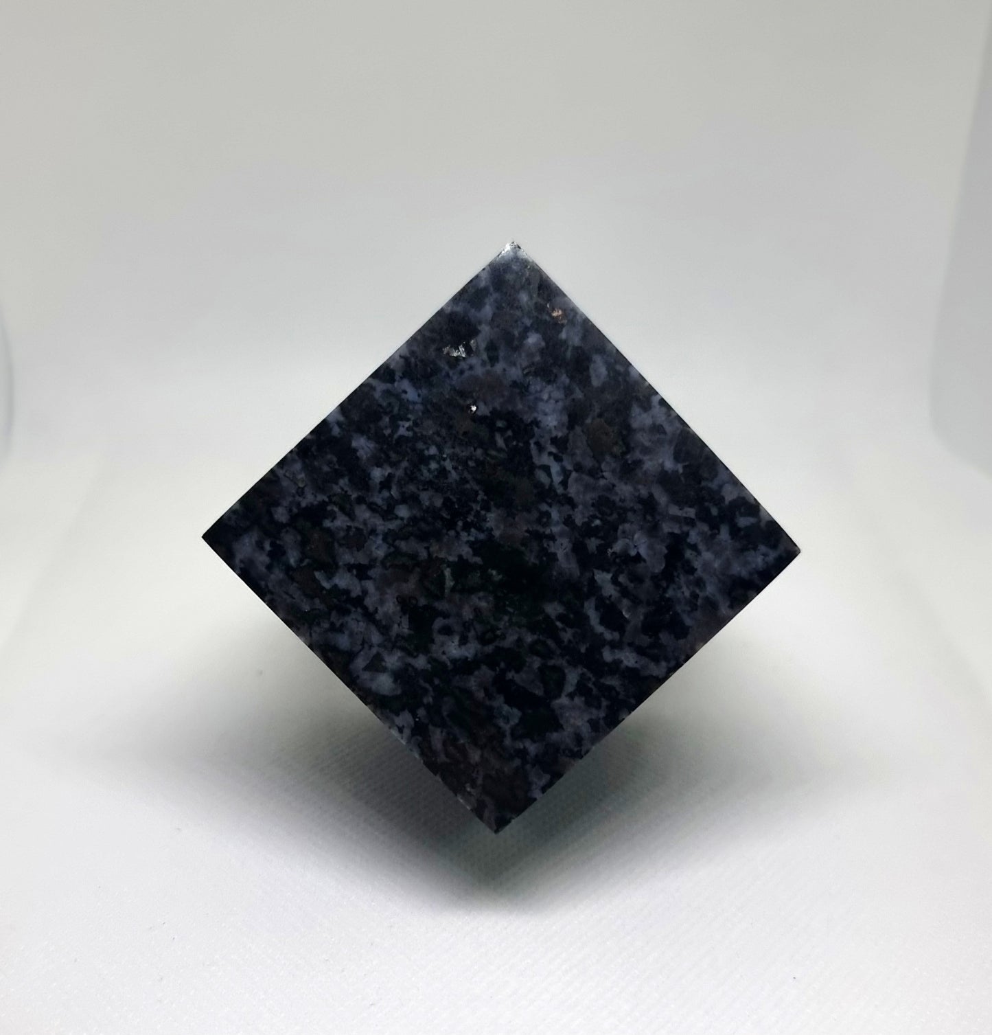 MERLINITE (GABBRO) POLISHED CUBE CUT TO STAND 614 g - INTUITION