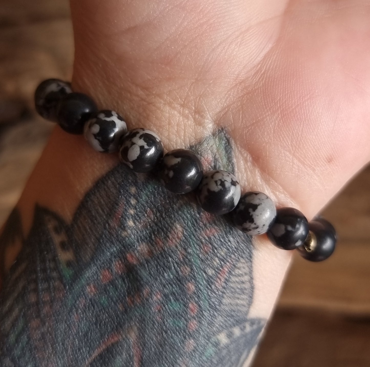 SNOWFLAKE OBSIDIAN BRACELET 8 mm - GROUNDING