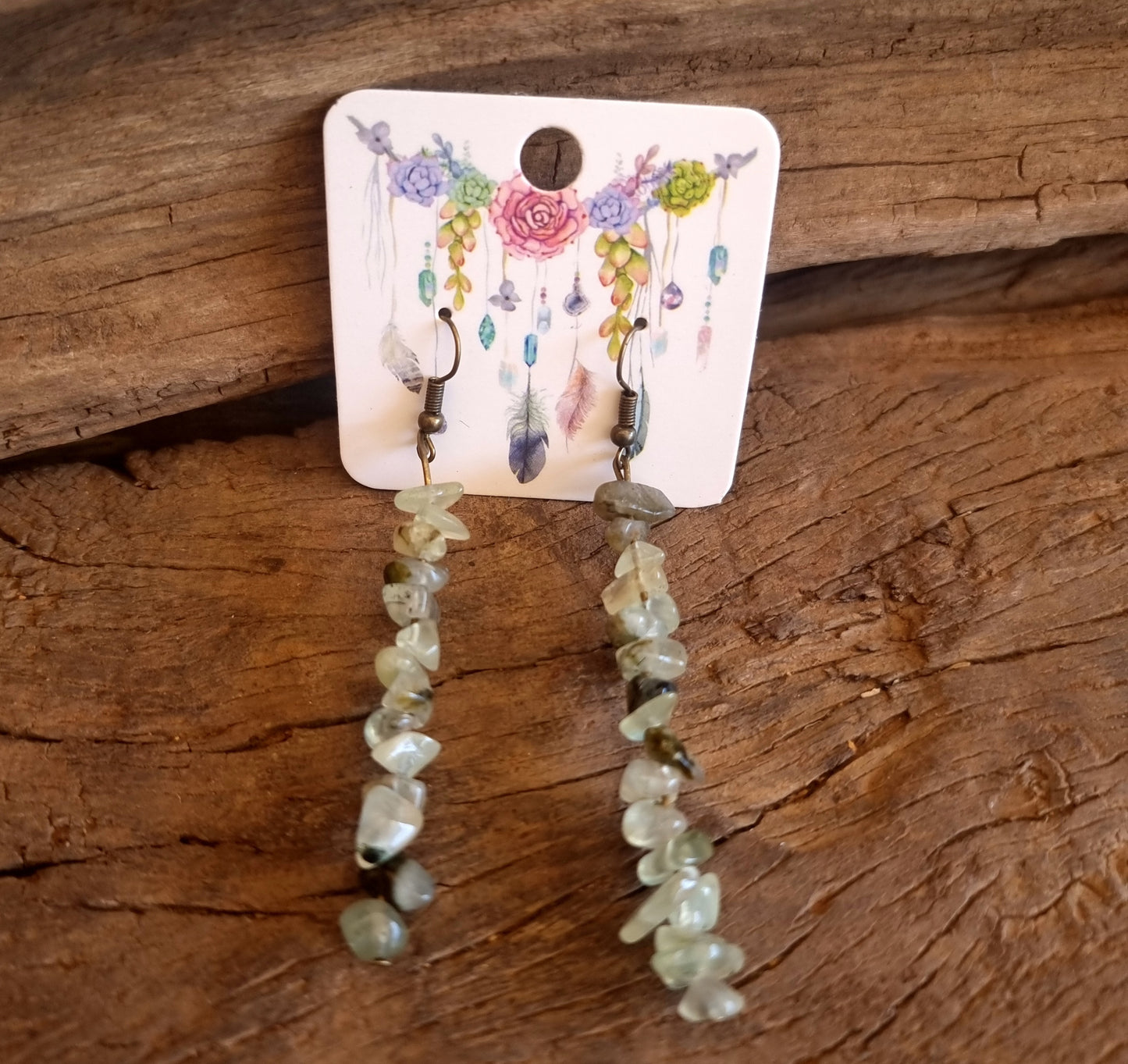 PREHNITE CHIPPED EARRINGS 7cm - PURIFYING