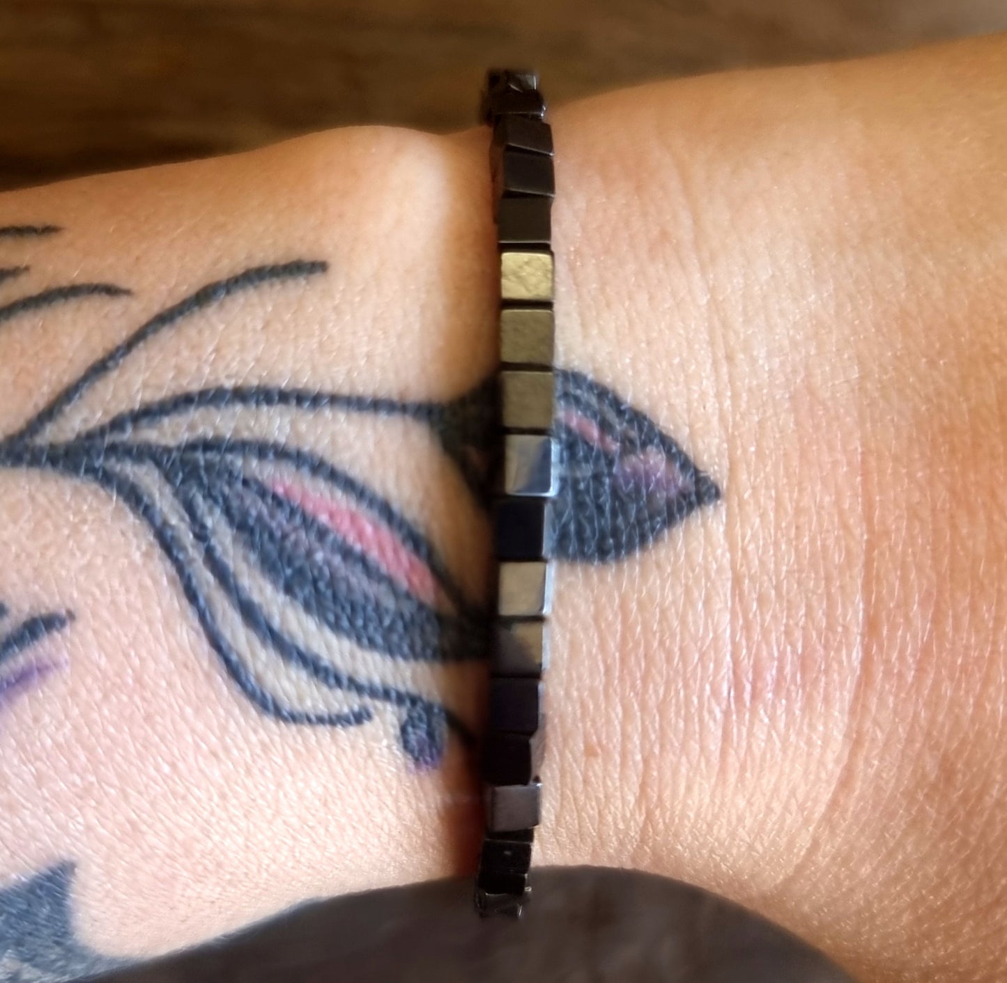 HEMATITE NUGGET ENERGY BRACELET 2 mm - GROUNDING AND PROTECTION