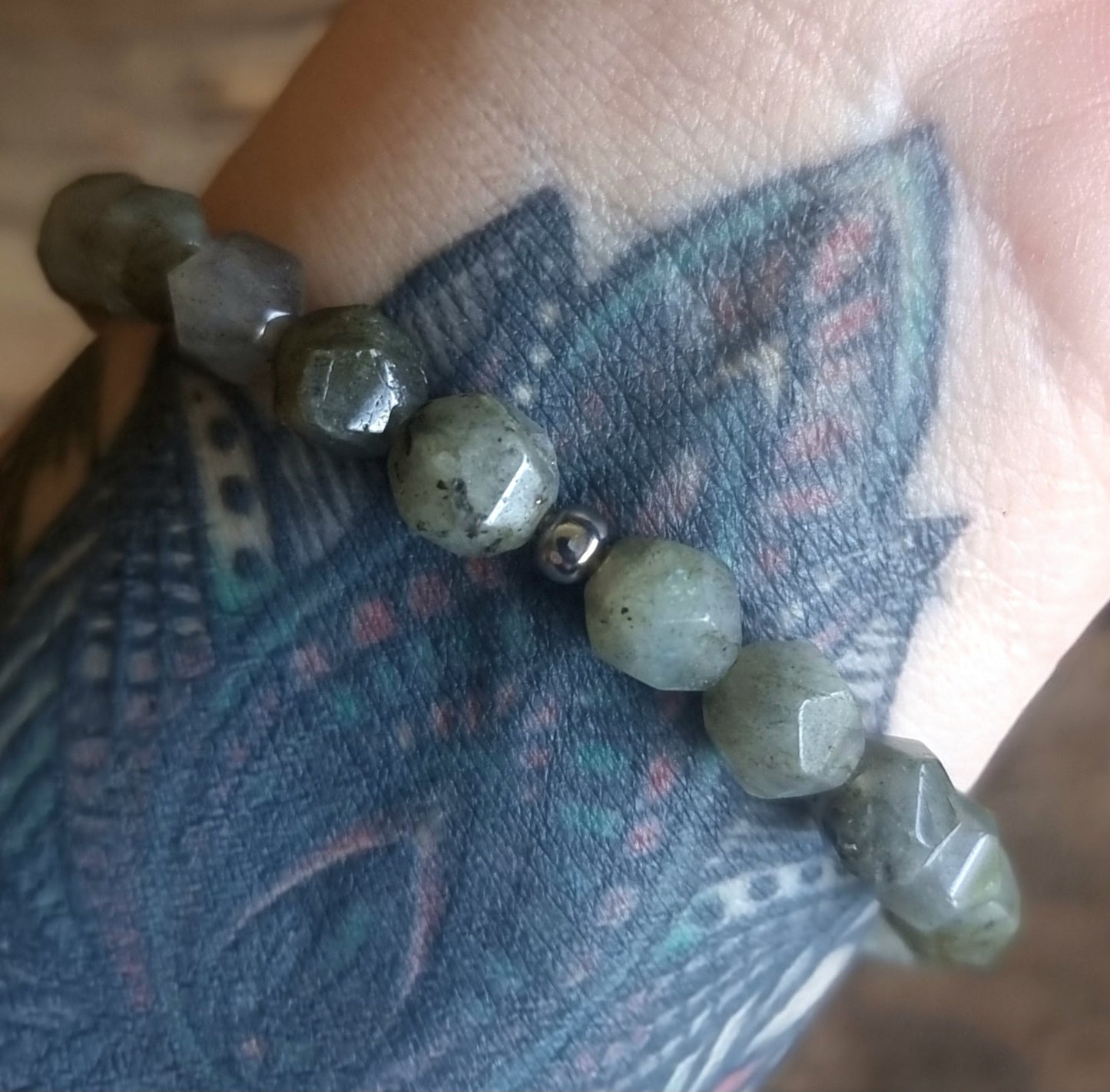 LABRADORITE FACETED ENERGY BRACELET 7 mm - CREATIVITY