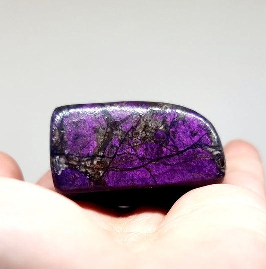 PURPERITE POLISHED FREEFORM 108 g - PSYCHIC PROTECTION / ASCENSION