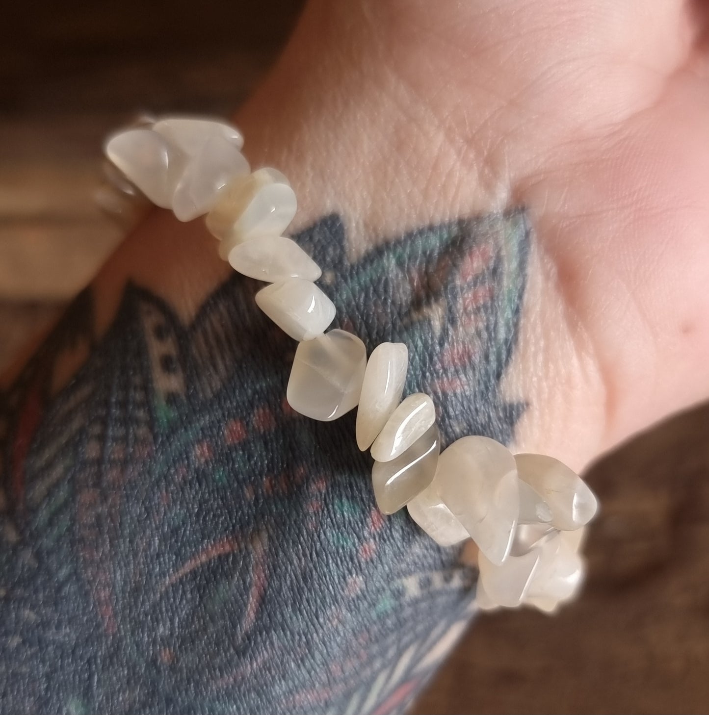 MOONSTONE CHIPPED BRACELET - INTUITION
