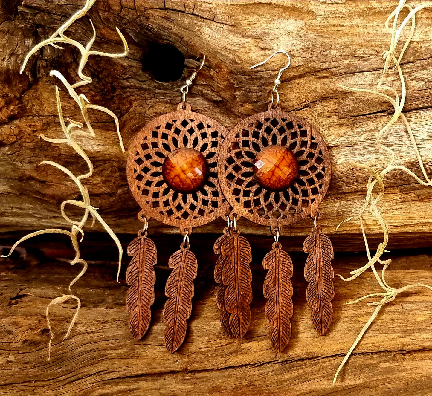 DREAMCATCHER BROWN WOODEN EARRINGS