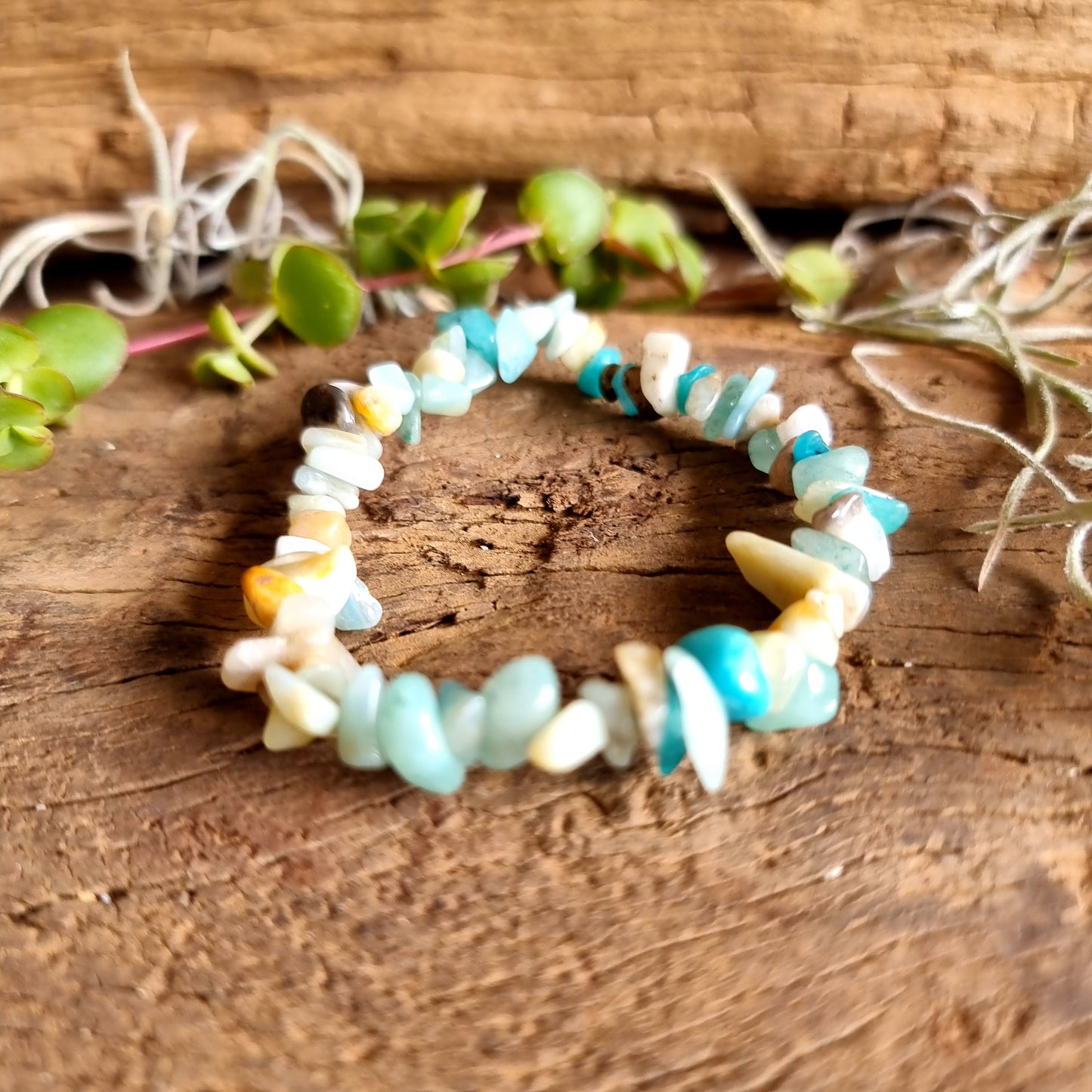RAINBOW AMAZONITE CHIPPED BRACELET - COMMUNICATION