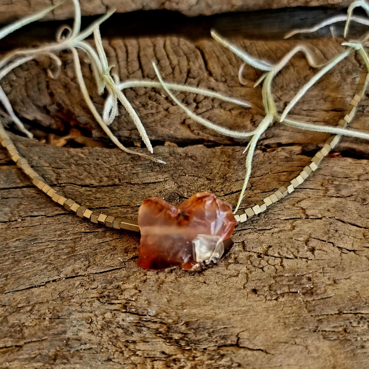 CARNELIAN & HEMATITE NECKLACE - GROUNDING & CREATIVITY