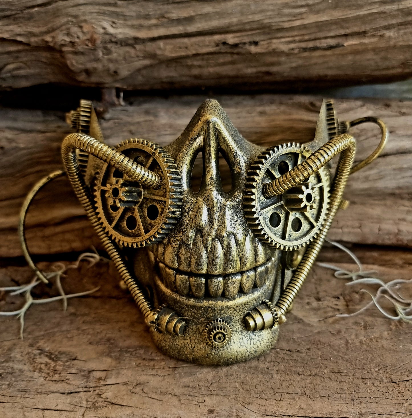 GOLD SKELETON JAW MASK