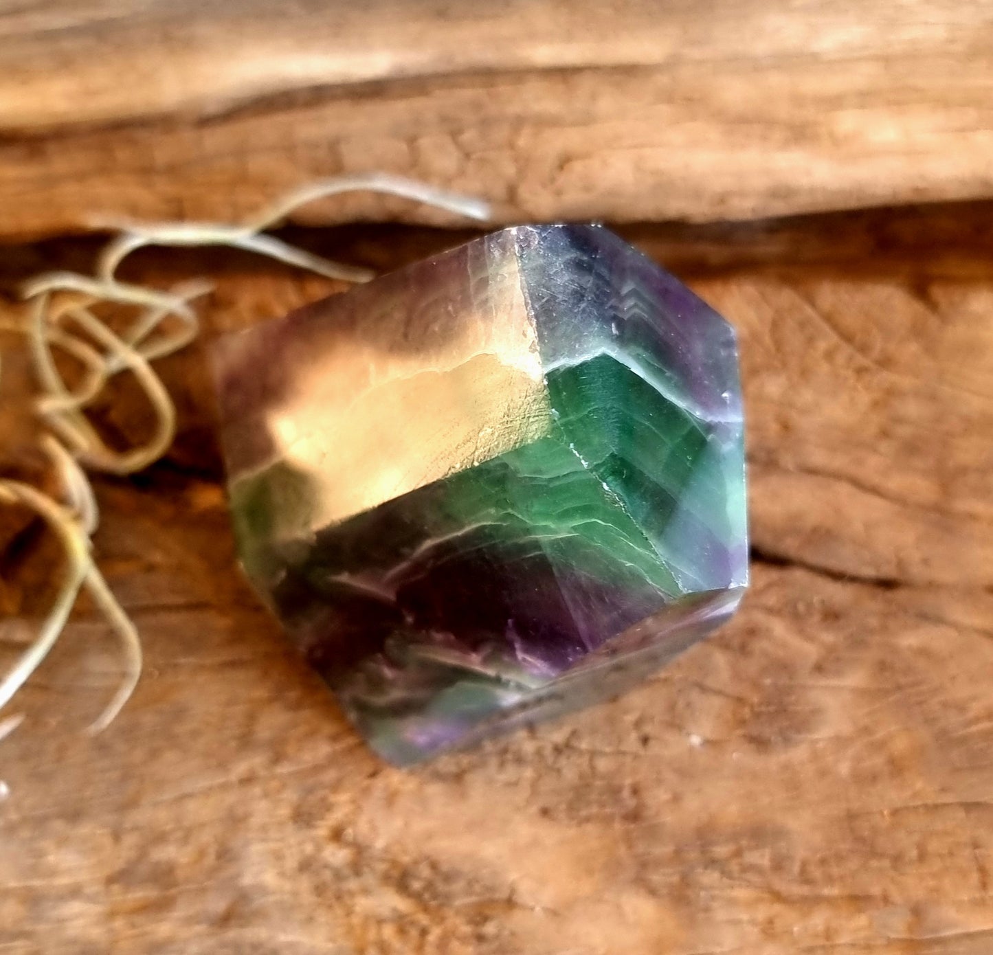 FLUORITE ABSTRACT CARVING 7-12cm