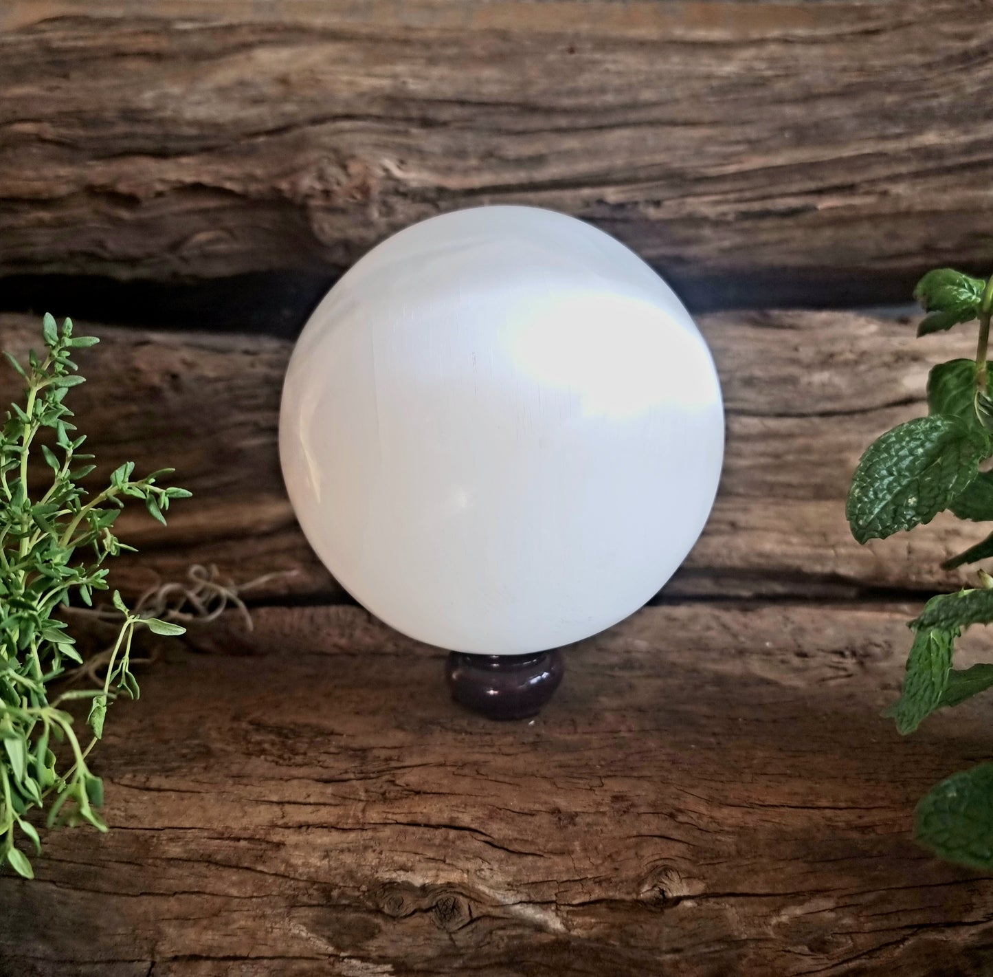 SELENITE SPHERE 12cm - ANGELIC GUIDANCE