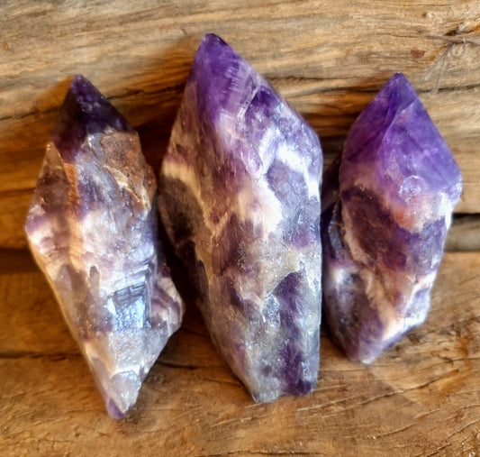 NATURAL WITCHES HAT CHEVRON AMETHYST CRYSTALS