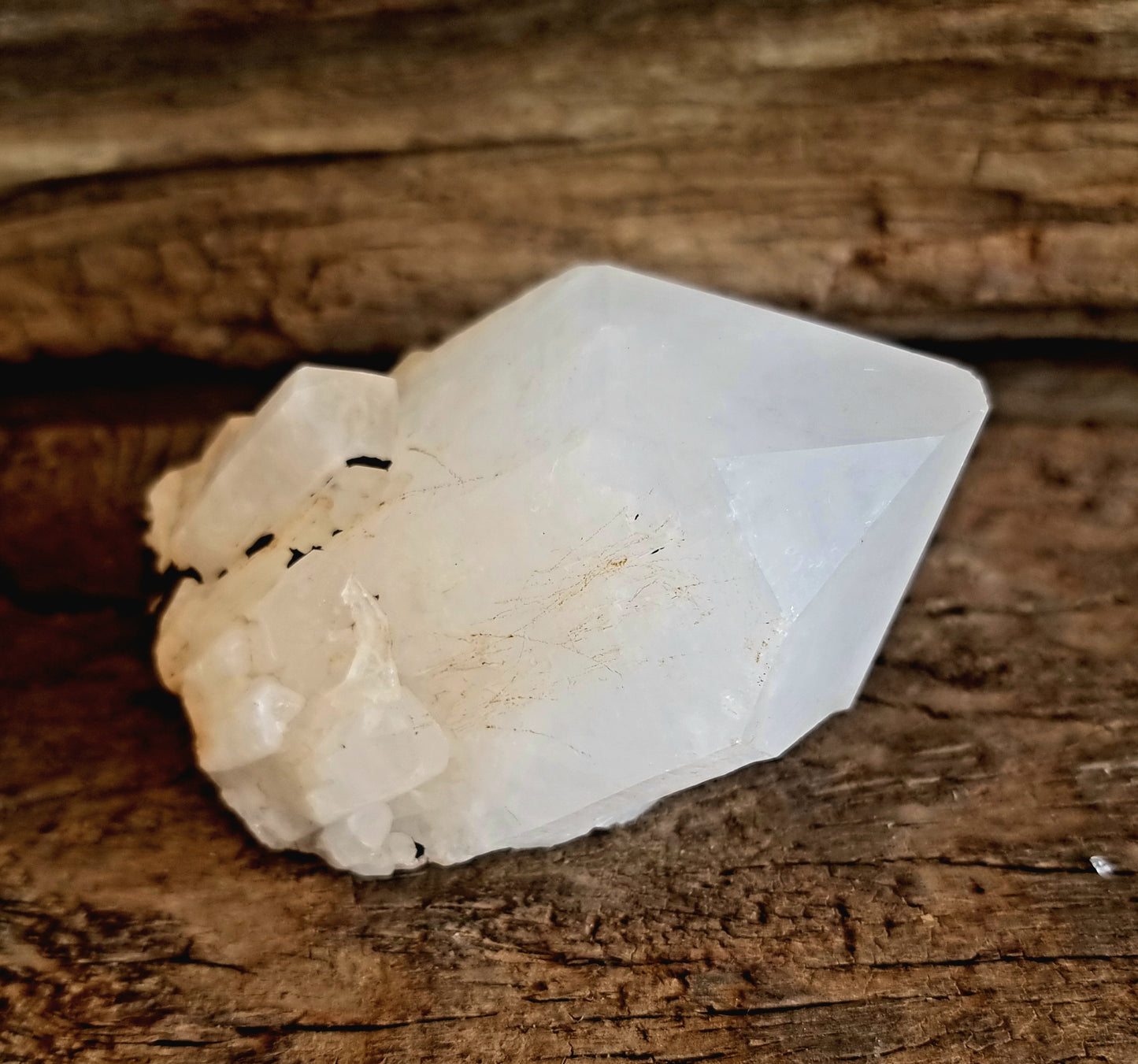 ROUGH QUARTZ CRYSTAL POINT E - MASTER HEALER