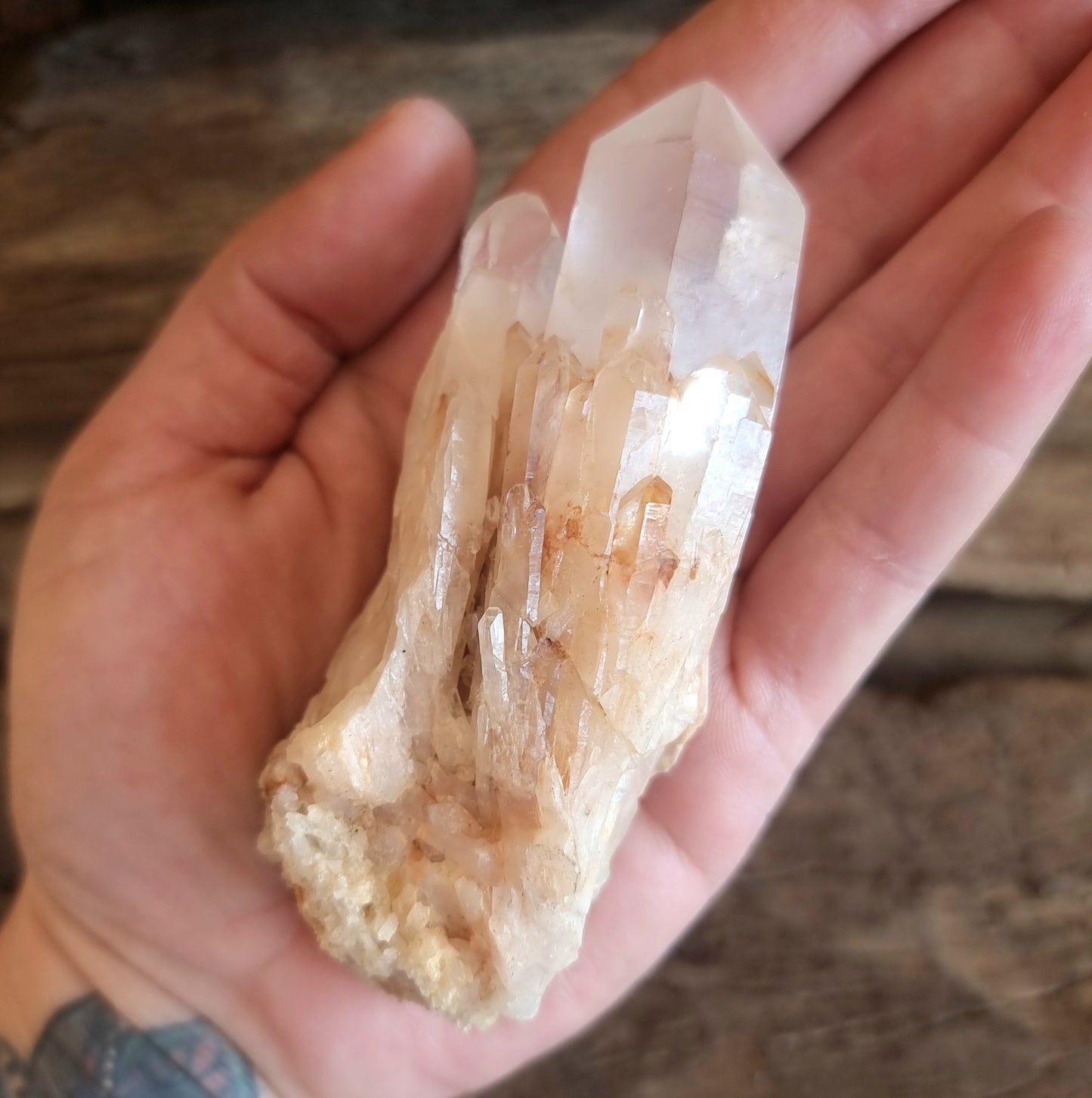 QUARTZ CLUSTER D - MASTER HEALER