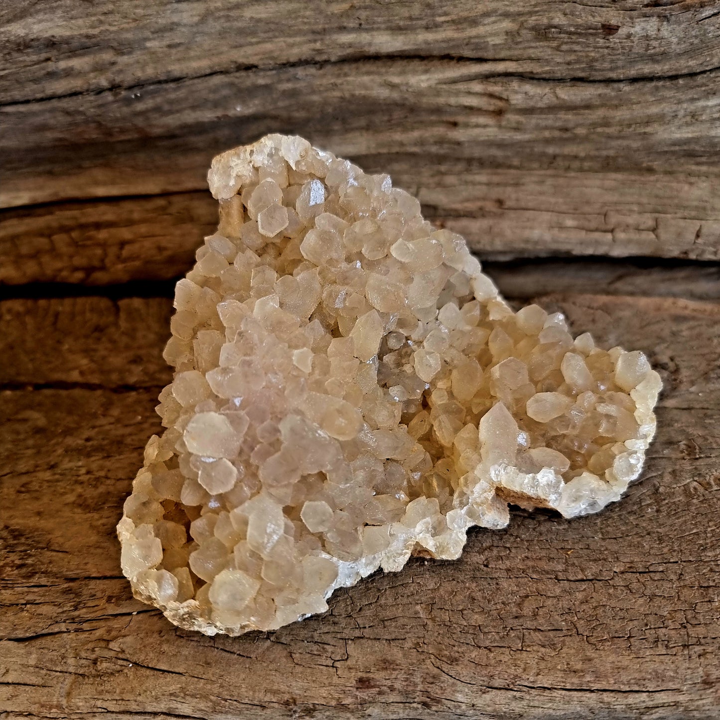 NATURAL GOLDEN LIMONITE QUARTZ ON HONEYCOMB MATRIX