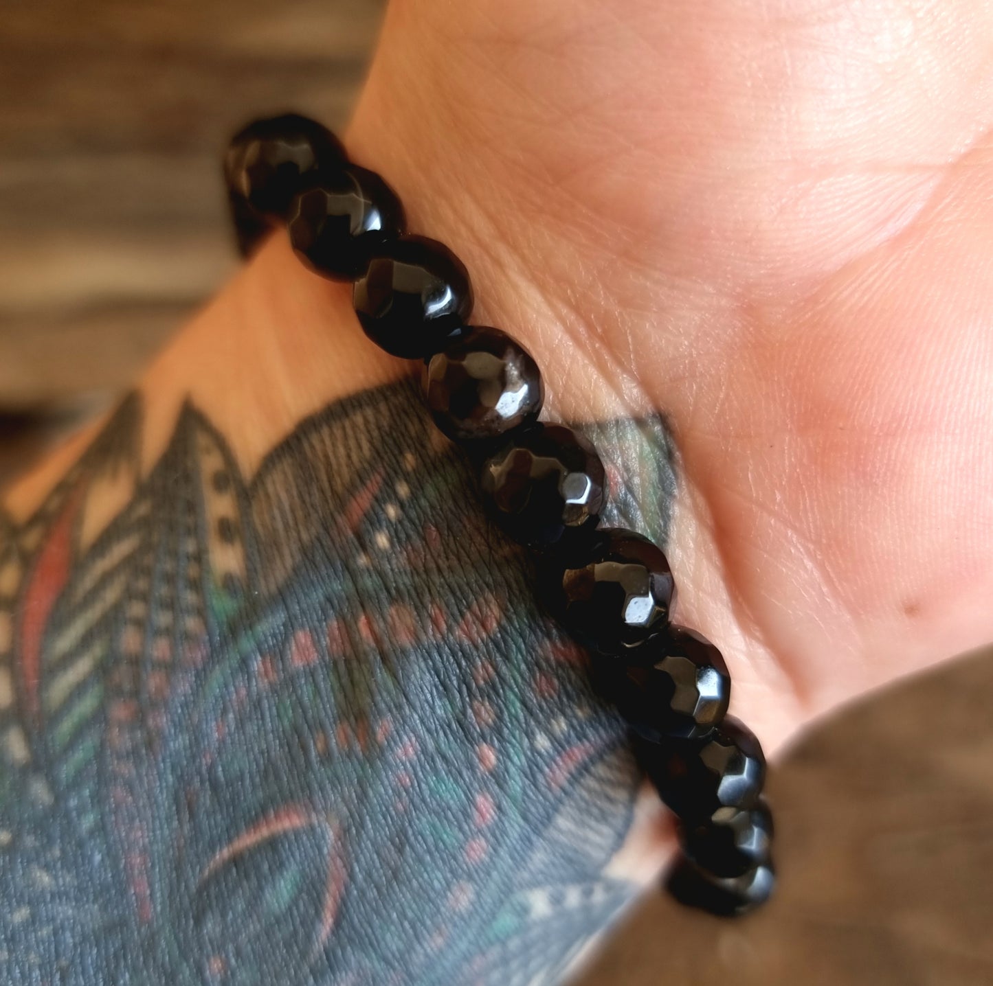 BLACK AGATE FASCETED BRACELET 8mm - PROTECTION