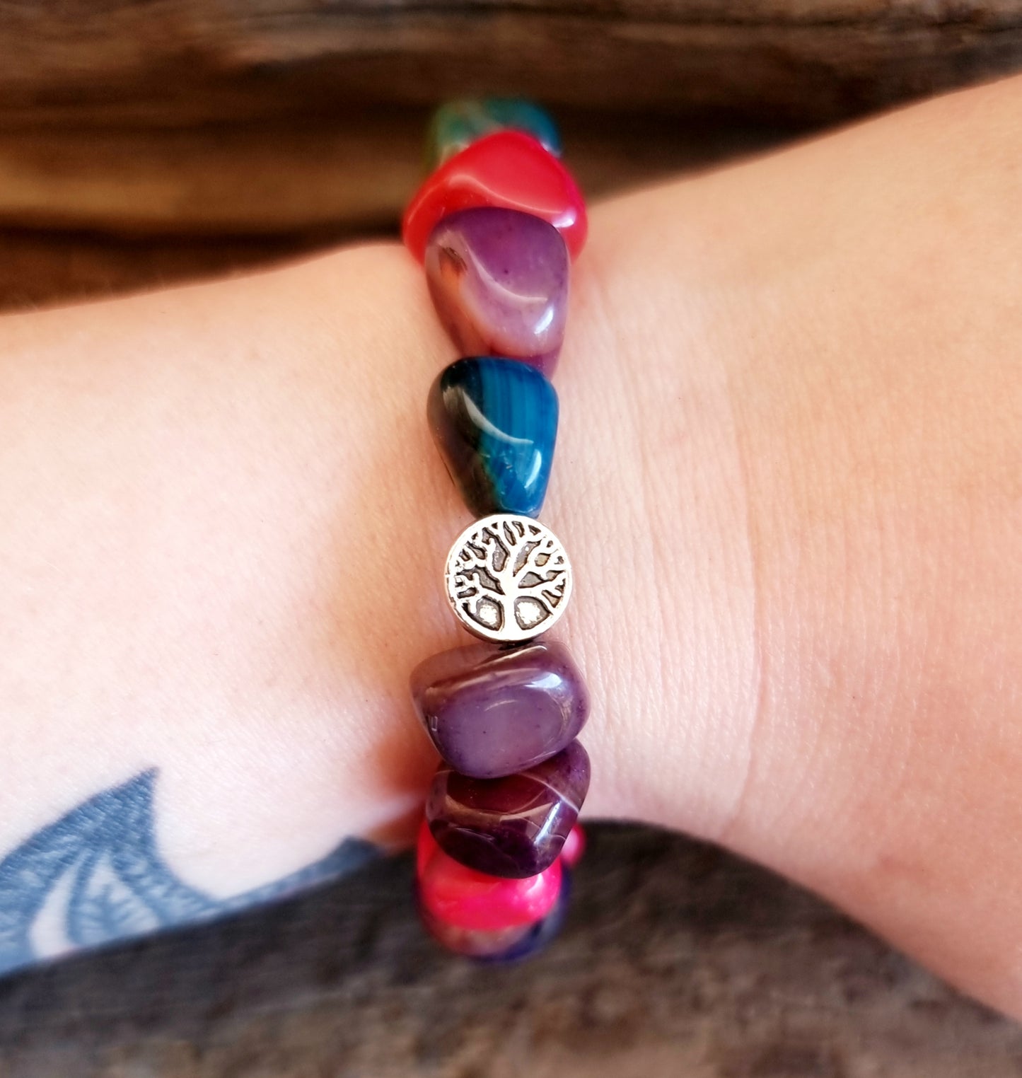 COLOURED AGATE TREE OF LIFE BRACELET - STRENGHT & COURAGE