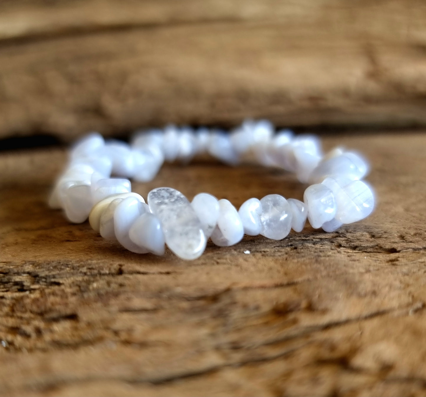 BLUE LACE AGATE CHIPPED BRACELET