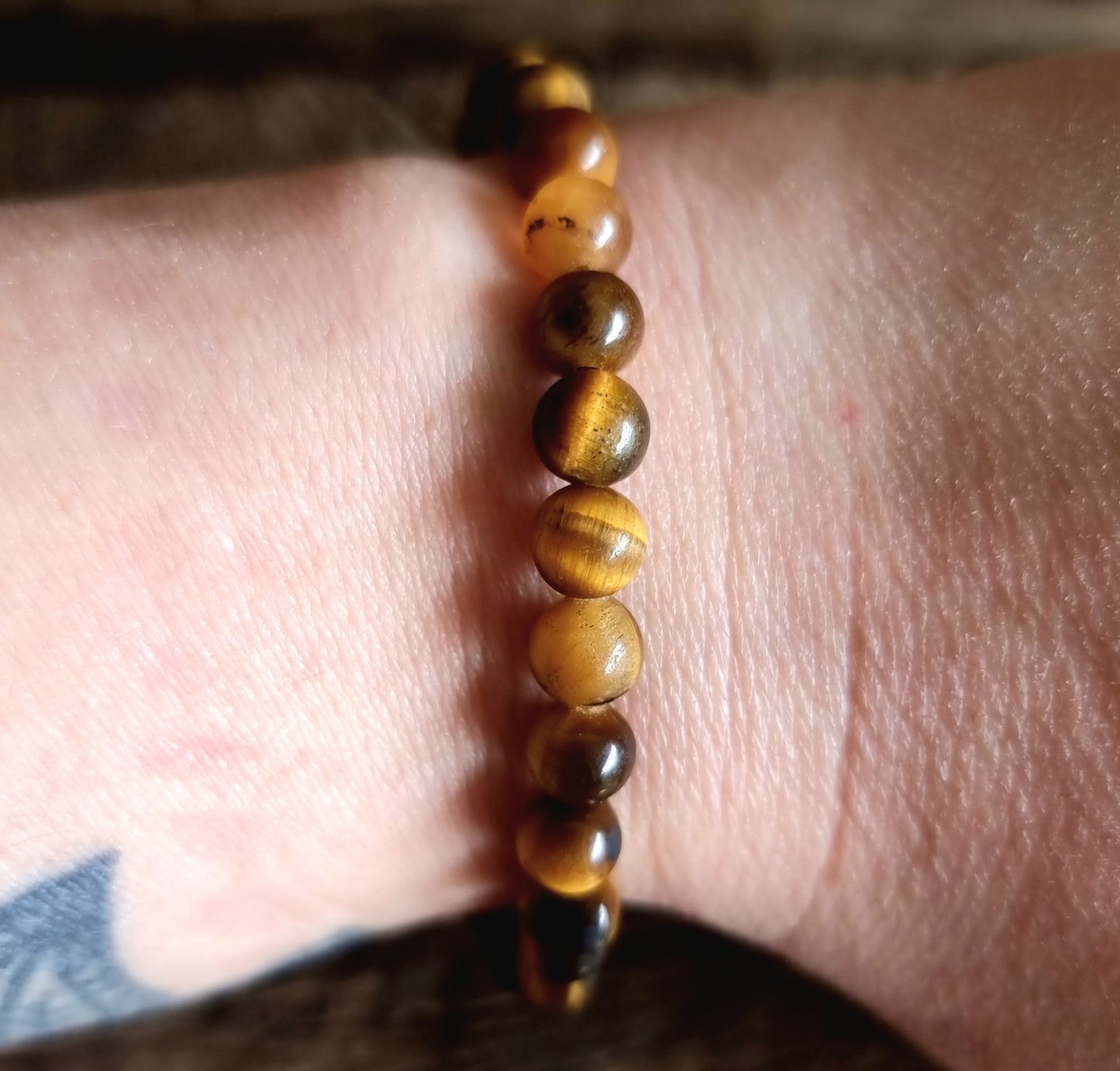 TIGERS EYE BRACELET 6mm - COURAGE & PROTECTION