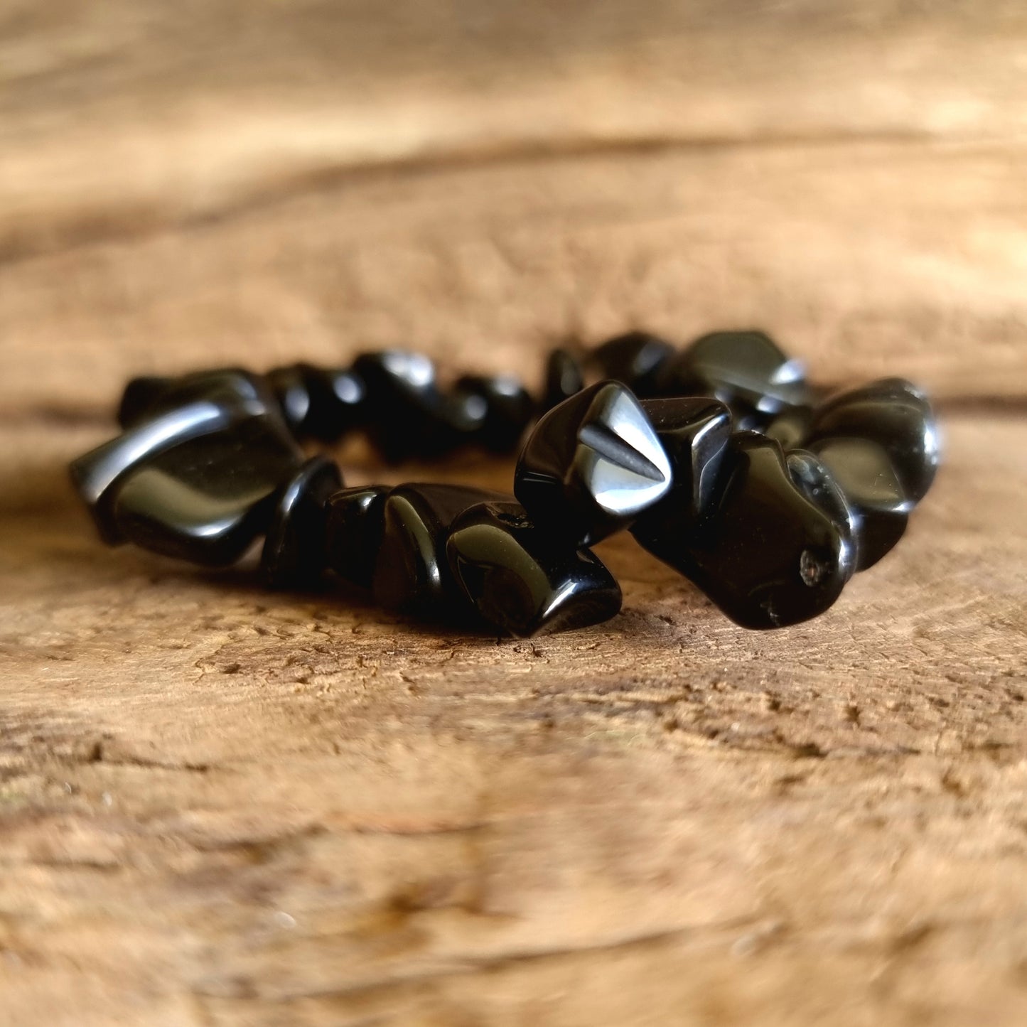 BLACK AGATE CHIPPED BRACELET - PROTECTION