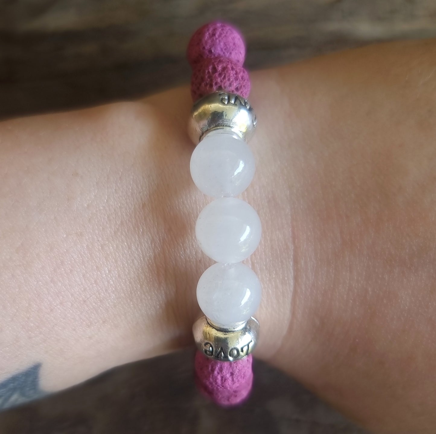 LAVA STONE & ROSE QUARTZ ESSENTIAL OIL DIFFUSER BRACELET