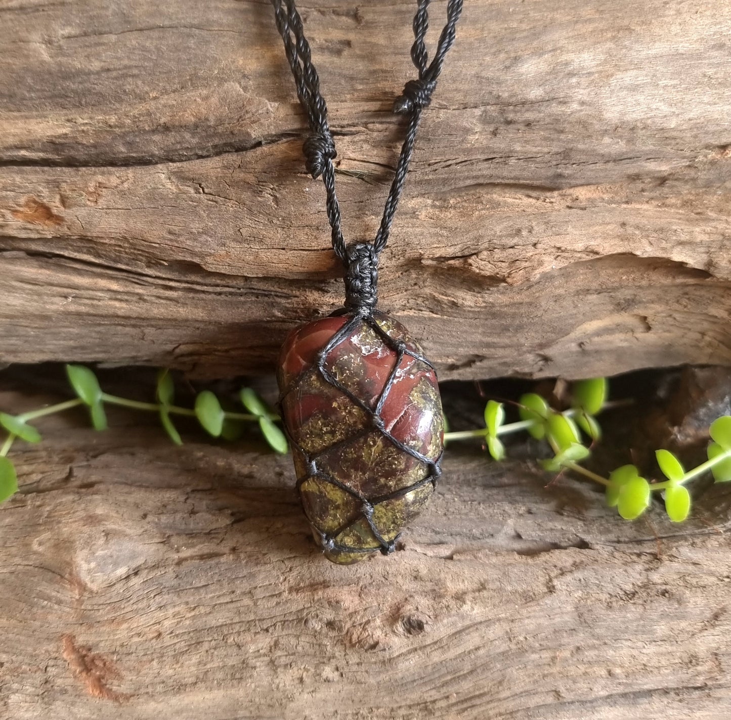 DRAGONS STONE JASPER MACRAME NECKLACE - COURAGE