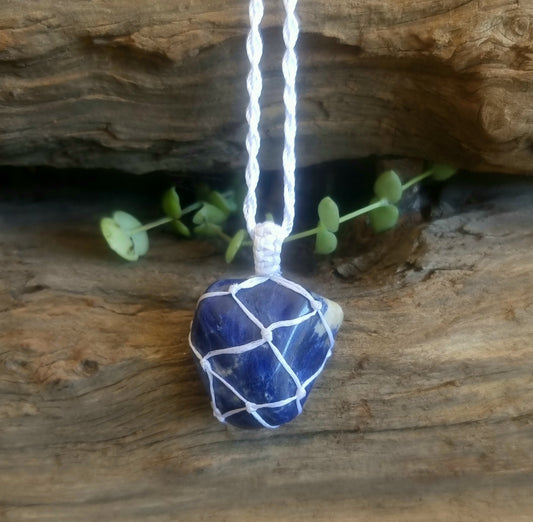 SODALITE TUMBLED MACRAME NECKLACE - INTUITION