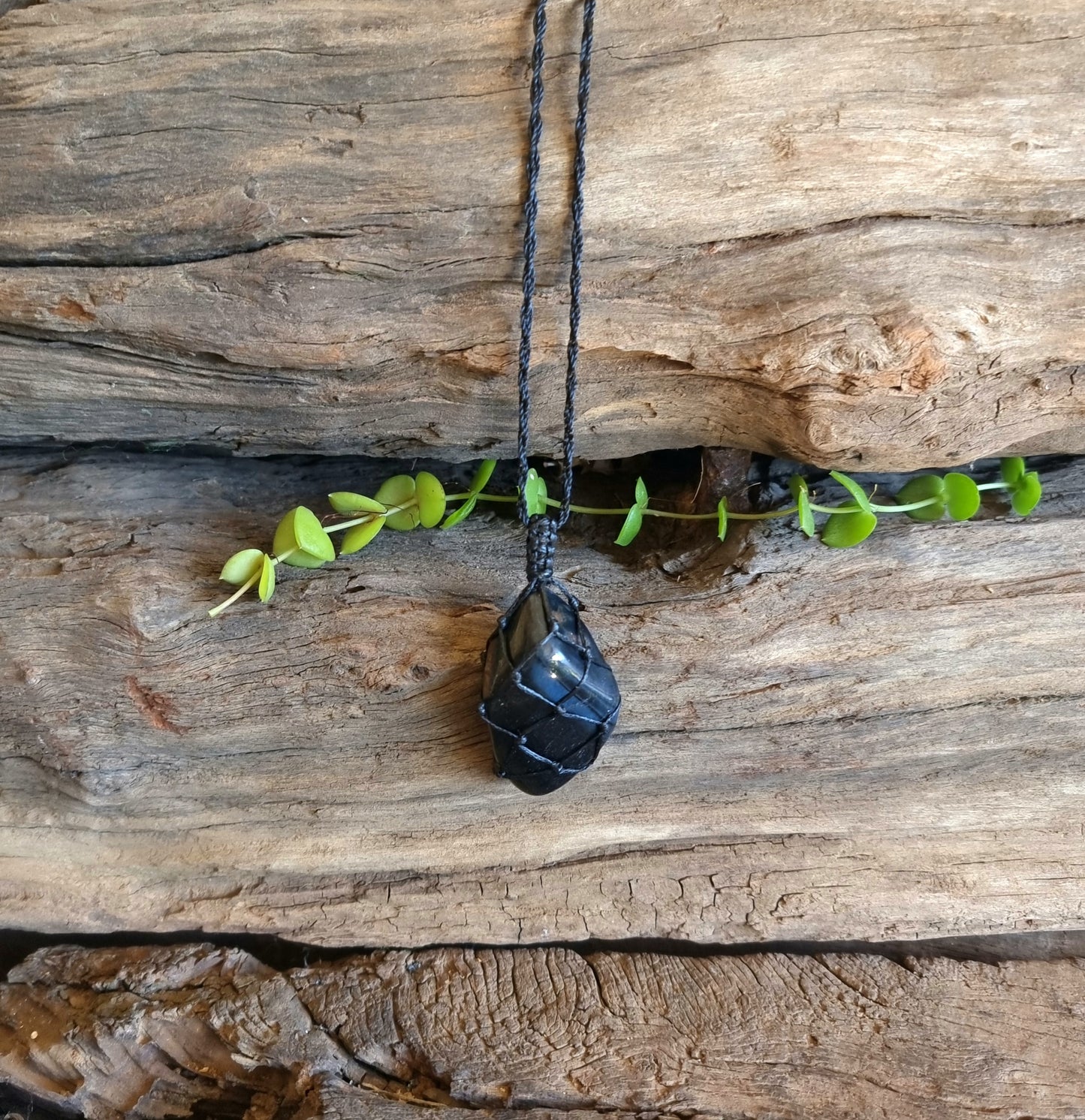 BLUE TIGERS EYE MACRAME NECKLACE - STRENGHT & PROTECTION