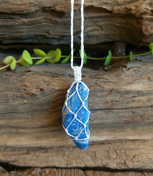 AZURITE MACRAME NECKLACE - INTUITION