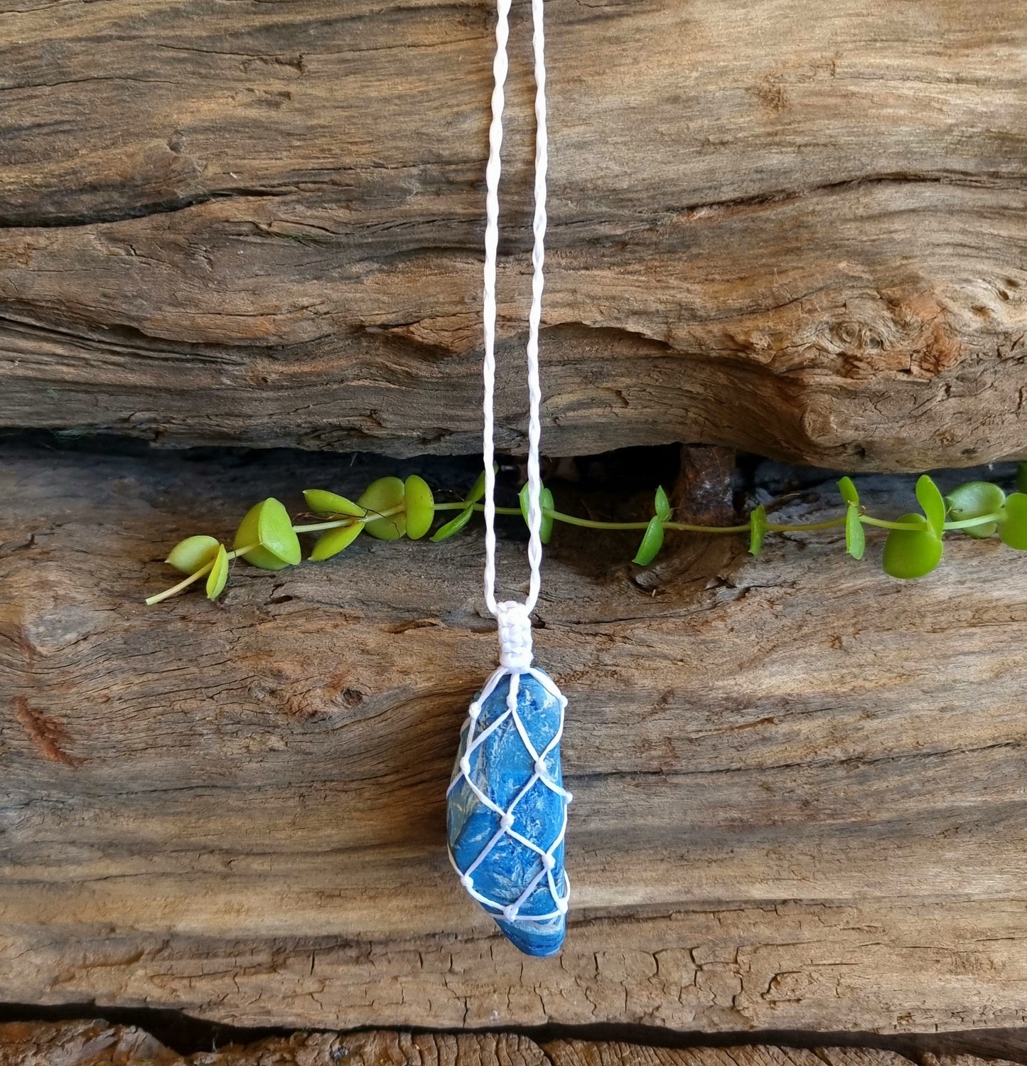 AZURITE MACRAME NECKLACE - INTUITION