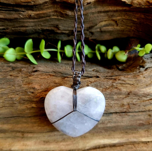 LUNAR QUARTZ MACRAME HEART NECKLACE - LOVE AND TRANSFORMATION